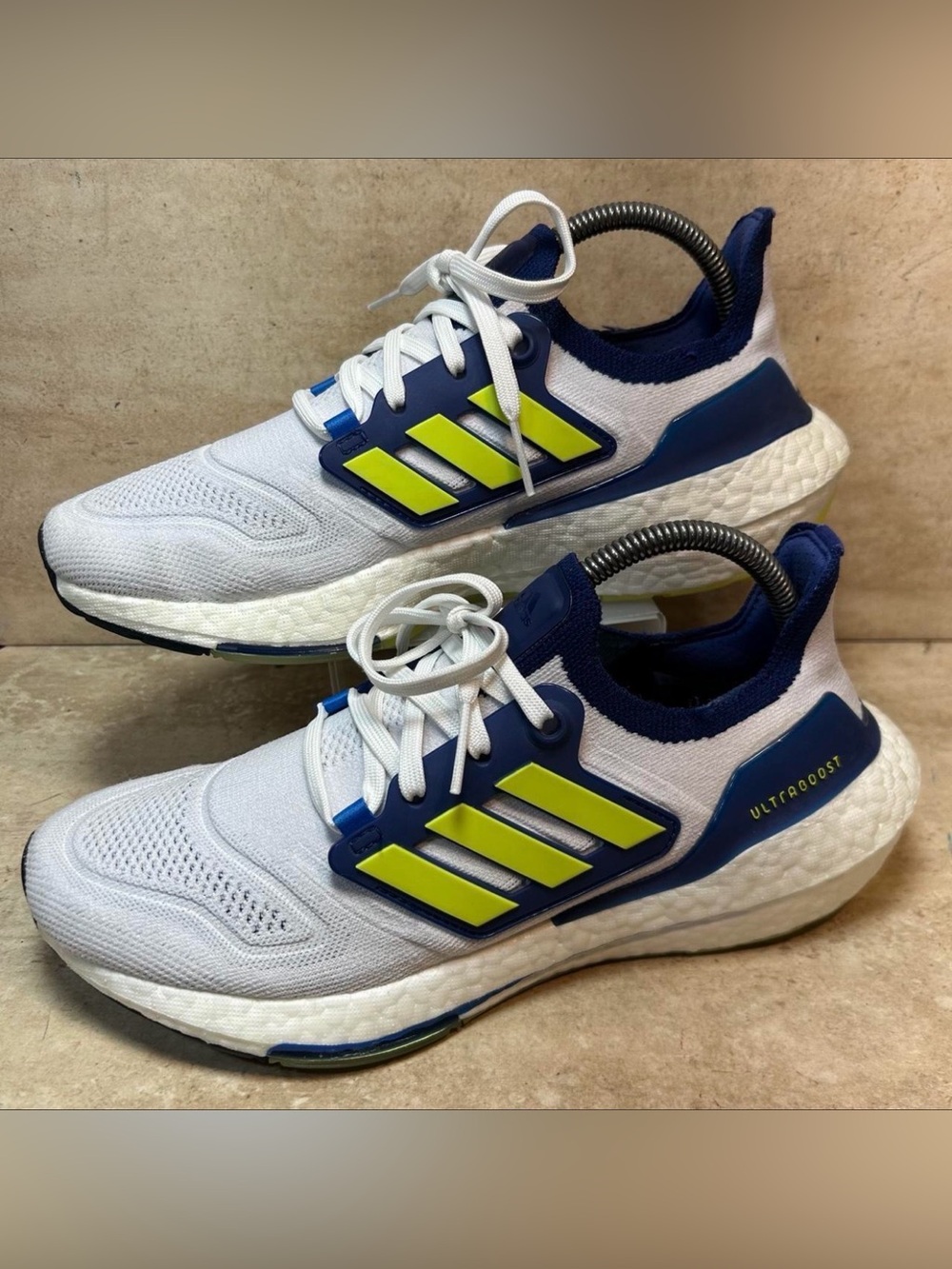 womens adidas ultraboost 22 white solar yellow blue size 8.5 running shoes GZ721